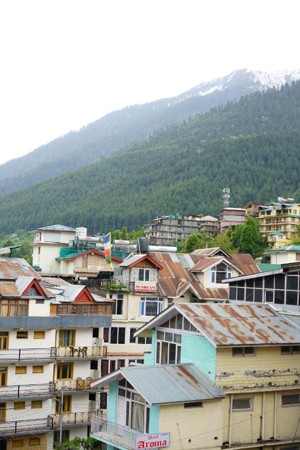 Hotel Magnolia Mallroad Manali Exterior foto